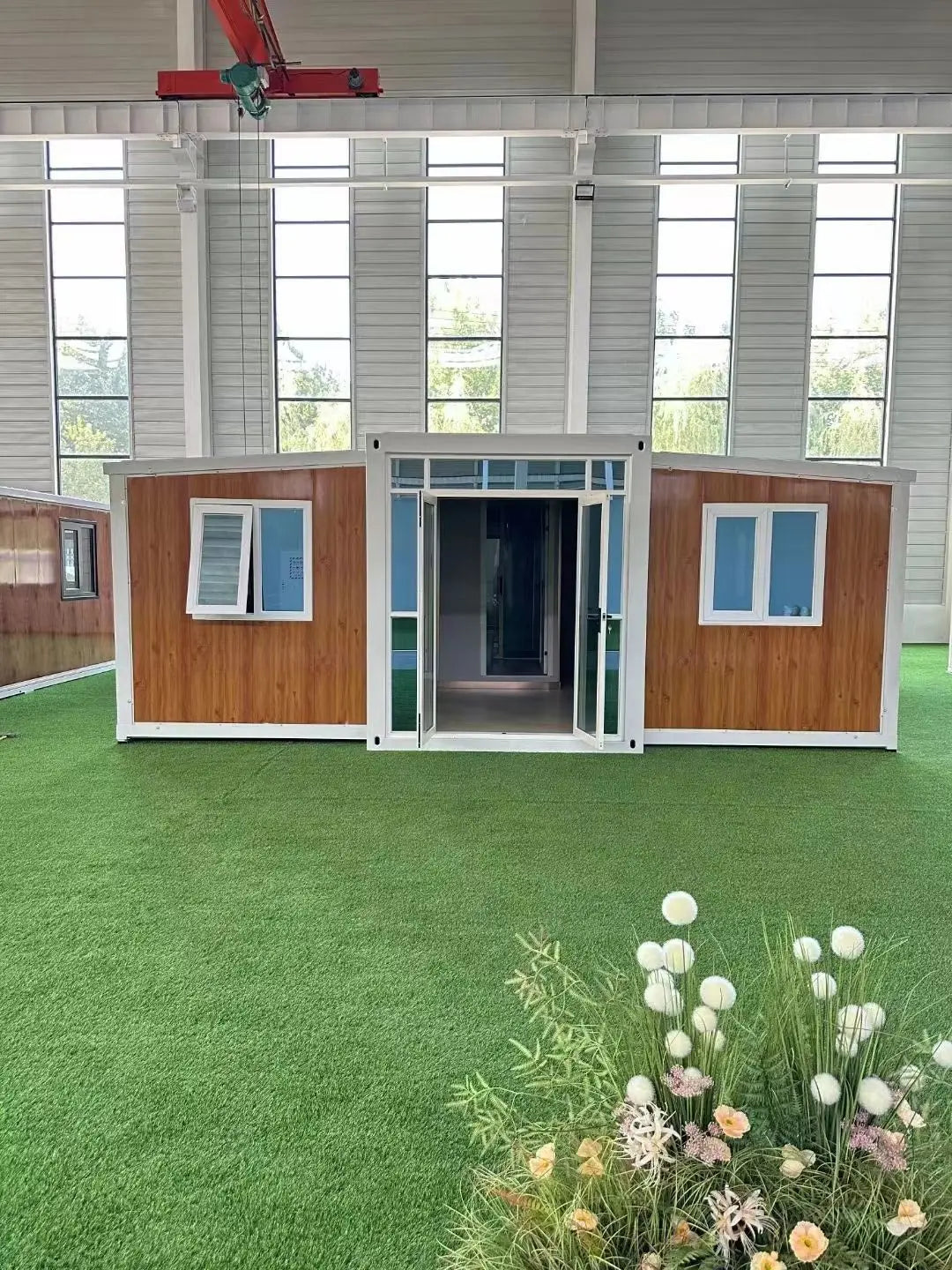Portable Prefab Office Container House 20ft Foldable Tiny Home Modular Mobile Living Expandable Steel