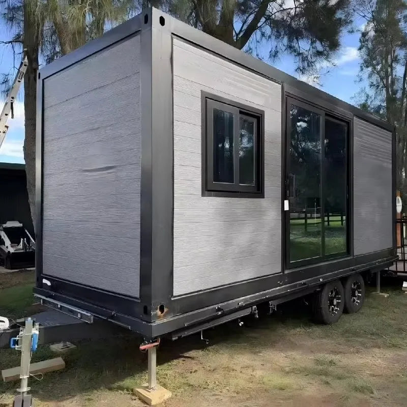 Luxury Expandable Container House on Wheels 20ft 40ft Prefab Modular Tiny Home for Villa Glamping Hotel Custom